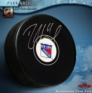 RICK NASH Signed New York Rangers Puck - Picture 1 of 2