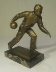 antiker KEGLER POKAL mit Marmorsockel bronzierte Figur Kegeln Bowling Skulptur