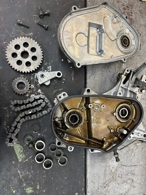 Yamaha SRX 2002 Snowmobile Chain Gear Case COMPLETE Chaincase Srx RW7284 - Image 1 of 4