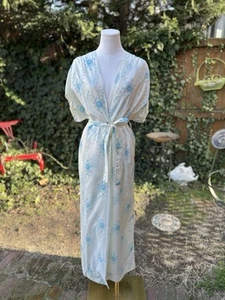 Vintage Beautiful BARBIZON Robe & Night Gown Long Set Blue & Cream sz M/L - Picture 1 of 10