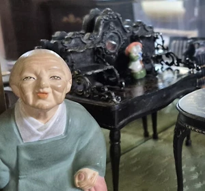 Antiker Puppenhaus Miniatur Schreibtisch - Metall und Holz, Maßstab 1:12 - wirklich alt - 5" - Bild 1 von 9