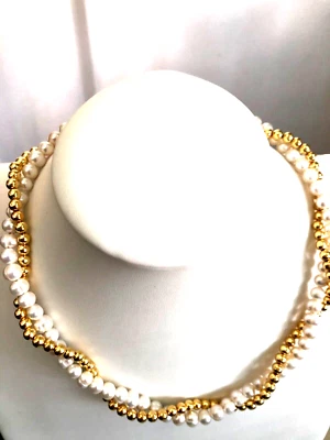 COLLAR HONORA DE PERLAS ANILLADAS Y CUENTAS PULIDAS TORCIDAS SS U ORO-PLTD SS (M4667-52 Foto 1 de 2