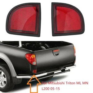 2x Cubierta de lámpara de freno reflectora de parachoques trasero para Mitsubishi L200 2005-2015 - Imagen 1 de 8