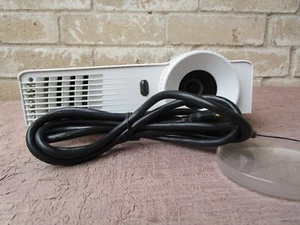 OPTOMA DIGITAL PROJECTOR DLP PROJECTOR N1839 .HDMI. LAMP Has 1119 Hours. - Picture 1 of 10