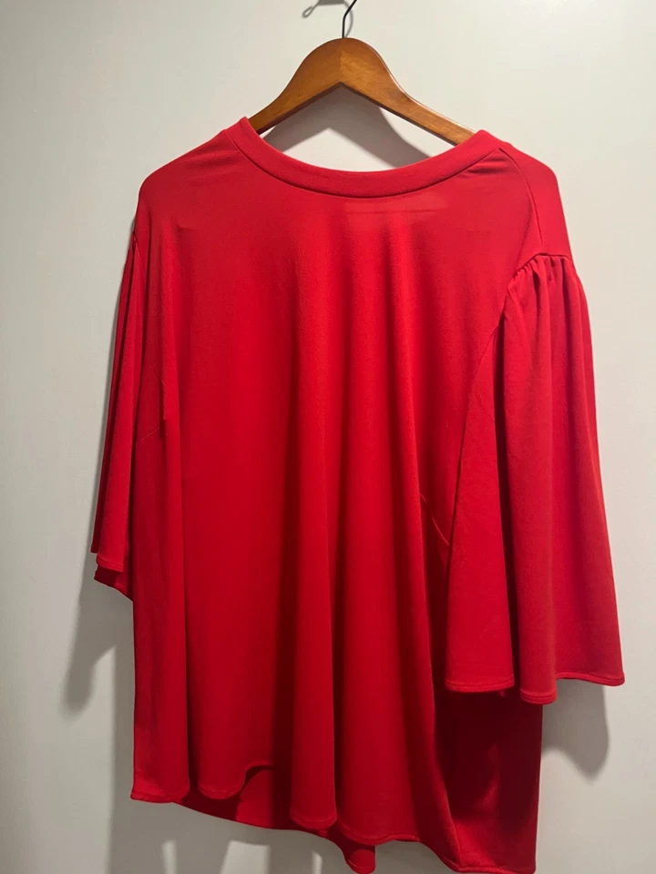 ¡BONITO! Blusa roja manga Universal Standard XL (24-26) para mujer Foto 1 de 3