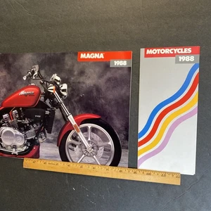 Vintage 1988 Honda Magna Motorrad Händler Verkaufsprospekt Datenblatt VF750C - Bild 1 von 7
