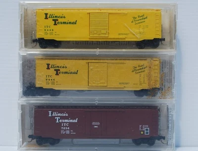 Illinois Terminal.  N Scale.  3 x 50' Box Cars. Kadee/Micro Trains Line. - Image 1 of 4