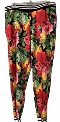 Женские кроссовки Rue 21 размер L с цветочными карманами эластичная талия и манжеты мягкое прикосновение - Изображение 1 из 4