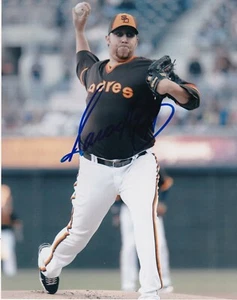 AARON HARANG SAN DIEGO PADRES ACTION SIGNED 8x10 - Picture 1 of 1
