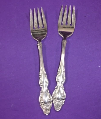 ONEIDA 1881 BAROQUE ROSE LOT/2 SALAD FORKS 6 3/8" SILVER PLATE VG MULTIPLES - Image 1 of 3