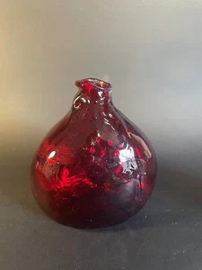 Art Glass Hand Blown Red Vase 5.5” - Picture 1 of 17
