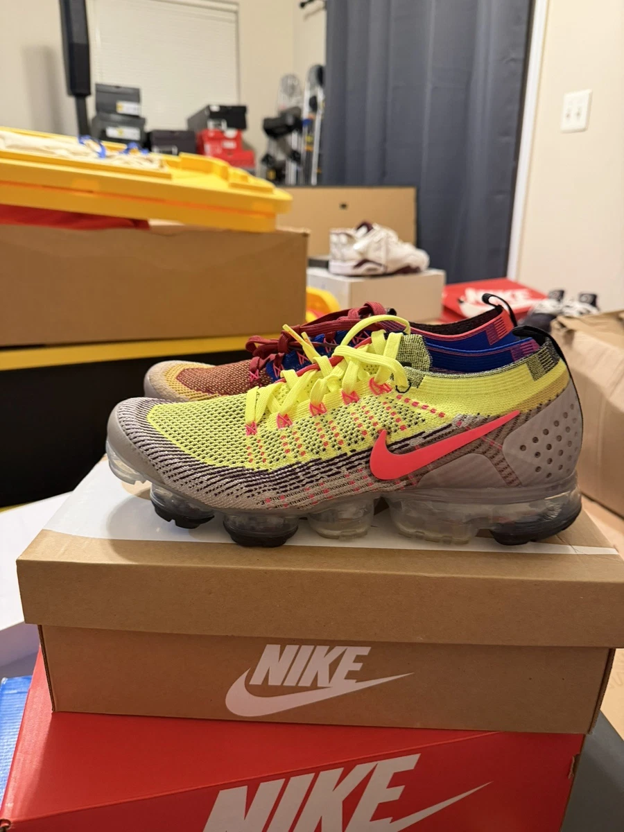Preços baixos em Nike Air VaporMax Flyknit 2 Random | eBay