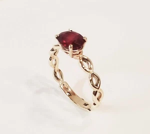 14 KT GELBGOLD RING 8X6 MM OVALER SCHLIFF RUBIN MIT INFINITY BAND GRÖSSE 6 - Bild 1 von 6