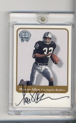 2001 FLEER GREATS OF THE GAME FOOTBALL MARCUS ALLEN AUTO - Image 1 of 2