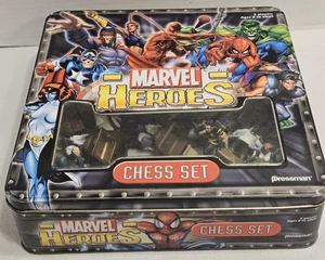 2003 Marvel Heroes Chess Set Complete with Figures & Board - Hulk X-Men Kingpin - Picture 1 of 12