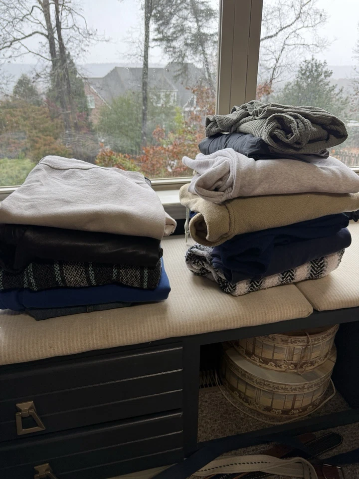 lote de 12 chaquetas y sudaderas con capucha: nike, under armor, panama jack, etc. Foto 1 de 4