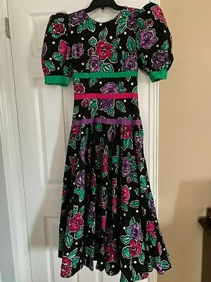 Vintage 80s Leslie Lucks Floral Dress with Bows on Back Puff Sleeves Size 4   - Image 1 of 4