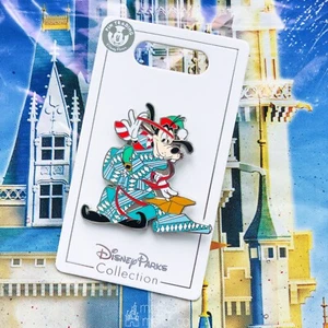 Disney Parks Holiday Christmas Goofy Gift Wrap Open Edition Pin - Picture 1 of 1