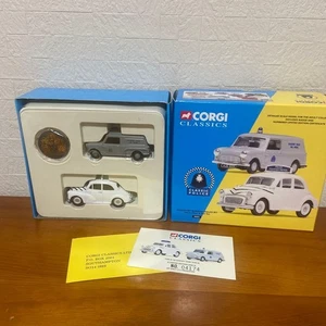 Corgi Classics Morris Minor Mini Van Police Set 1997 Limited Edition 1 43 - Picture 1 of 10