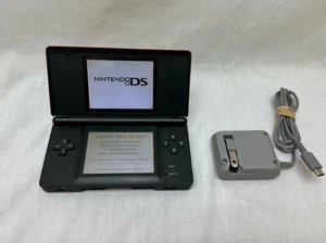 Nintendo DS Lite Console di gioco portatile USG-001 cremisi/nero TESTATA - Foto 1 di 20