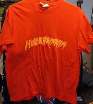 Camisa Hulk Hogan 1988 WWF talla XL se adapta a 21,5x25. toque de oro y etiqueta Wwf  Foto 1 de 4