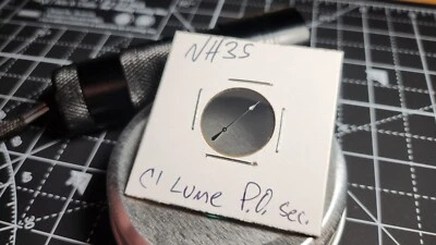 Seiko Mod NH35 P.O. Second Hand for Skx007, Skx009 - Image 1 of 2