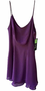 Damengröße 10 Kleid lila Spaghettiträger 2-stufiger Saum von Late Edition neu mit Etikett - Bild 1 von 6