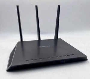 Netgear Nighthawk R7000 AC1900 Dwuzakresowy router WiFi - Zdjęcie 1 z 2