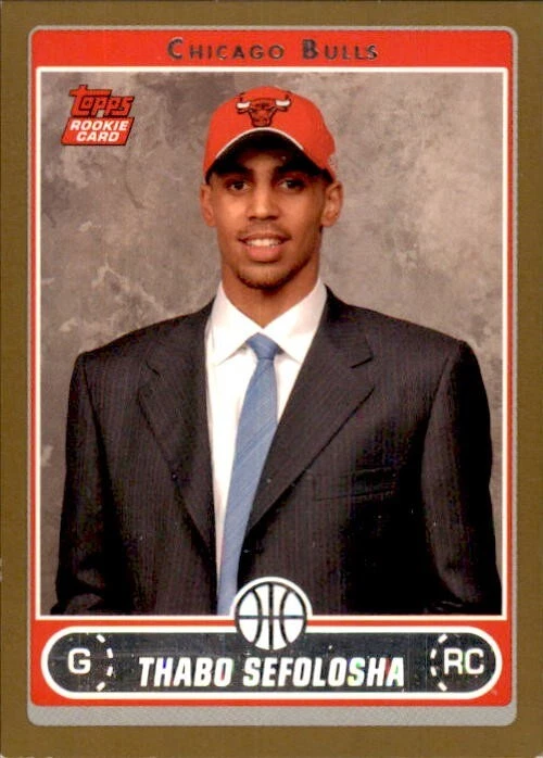 Thabo Sefolosha 2006-07 Topps Gold Rookie #257 /500 Chicago Bulls Parallel RC - Image 1 of 2