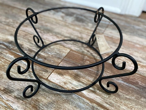 NEW- PETERBORO BASKET COMPANY Iron Holder Only- Plant Holder Table Center Piece Cover