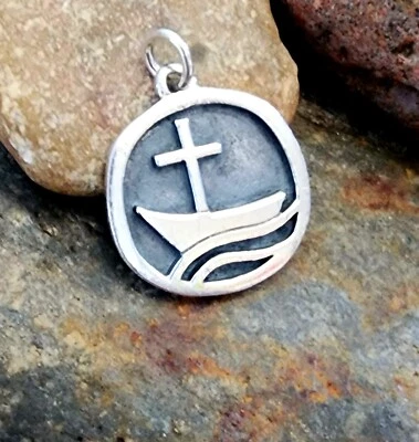 Medallón colgante James Avery cruz barco 7,30 gramos Foto 1 de 3