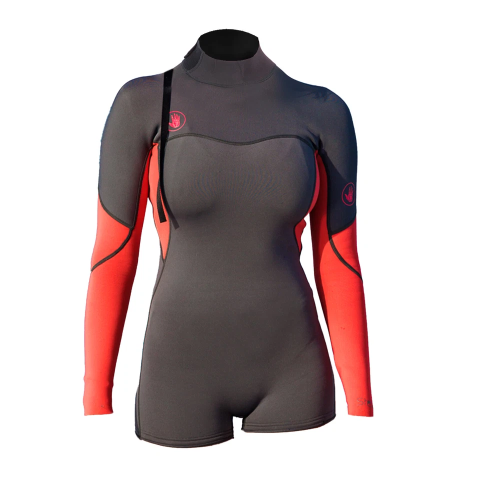 Nuevo traje de neopreno Body Glove Stellar 2 mm para mujer con cremallera trasera para nadar buceo Foto 1 de 4