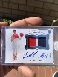 2020🔥Lamelo Ball🔥Panini Flawless 14/20🔥Auto Corners Jersey Seal Look🔥INVE$T