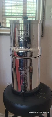 Berkey Water Filter System 2.25 Gallons,  Includes 2 Fluoride & Arsenic - Image 1 of 4