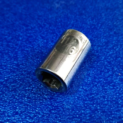 11/16" ARMSTRONG USA 12PT 1/2" DR SOCKET P/N 12-122 AUTO REPAIR HAND TOOL LOT - Image 1 of 4