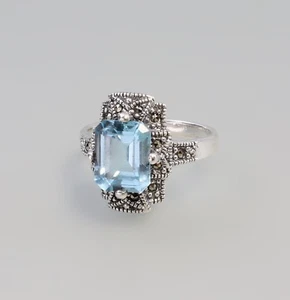 9927575 925er Silver Blue Topaz Marcasites Ring Gr.56,5 - Picture 1 of 1