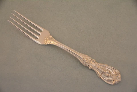 Reed & Barton Francis I Sterling Silver 7-1/4" Dinner Fork New Mark No Monogram Cover