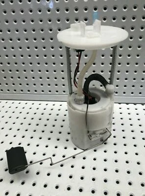 BOMBA DE COMBUSTIBLE CALIDAD ORIGINAL KIA SPORTAGE SI SL PB811 05/2010-10/2013 2.0L G4KD 16v Foto 1 de 4