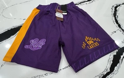 Pantalones Cortos LA Lakers Bodega Mitchell & Ness NBA Medianos Púrpura Amarillo Nuevos con Etiquetas Foto 1 de 4