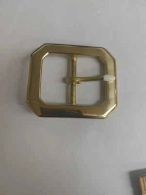 Hebilla de cinturón de esquina recortada LATÓN MACIZO 1-1/2" paquete de 6 totalmente nueva Foto 1 de 4