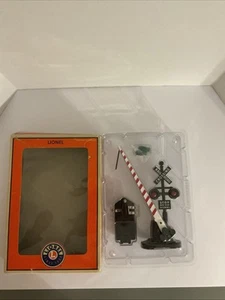 Lionel 6-62162 Operating Automatic Crossing Gate+lights. Condition = New Other - Picture 1 of 4
