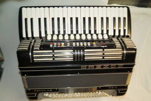 Akkordeon Hohner Morino IV N Midi C, mit Koffer, top - Picture 1 of 12