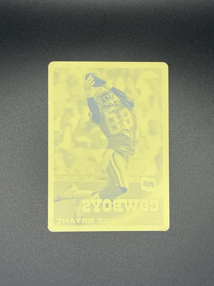 2010 Topps Chrome Dez Bryant Yellow Printing Plate 1/1 Dallas Cowboys Legend - Image 1 of 2