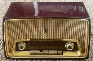 Grundig Majestic Model 97 USA AM FM Radio - For Parts/Repair - 1958 - Picture 1 of 6