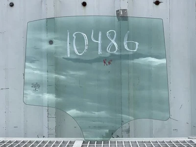 2015-2021 MERCEDES BENZ C-CLASS RIGHT REAR DOOR WINDOWS 53077 Foto 1 de 4