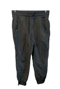 Joggers Para Hombre Talla L Stylus Cordón Tiro Medio Gris Dri Rápido Bolsillo con Cremallera (1105) - Imagen 1 de 6