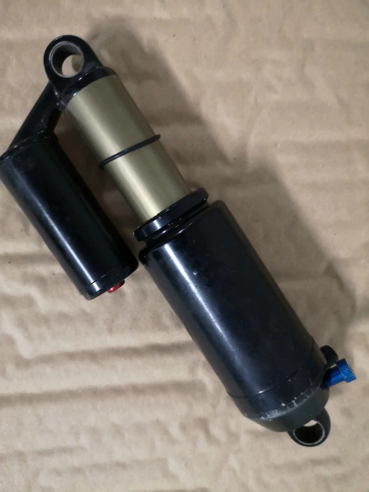 Amortisseur MANITOU Swinger Pro Dual Can - 230 x 70 - Photo 1/1