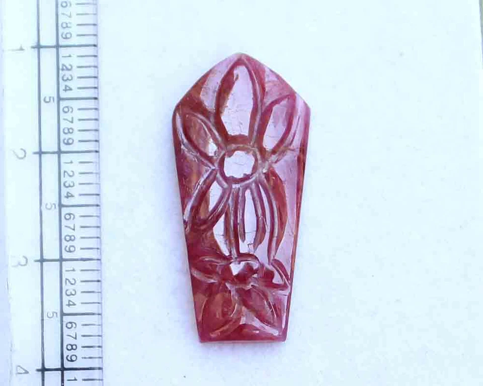 13.00 Ct Natural African Ruby Loose Gemstone 11.5*27 mm Carved Leaf 1 Pcs - Image 1 of 4