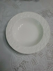Mikasa ENGLISH COUNTRYSIDE Rimmed Soup Bowl 9 1/4" GUC - Picture 1 of 4
