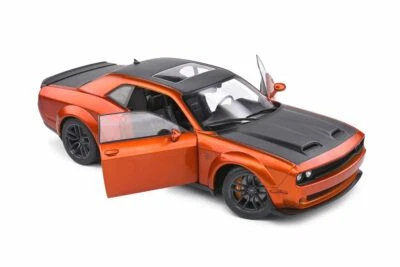 Dodge Challenger SRT Widebody Arancione Metallizzato 2020 Solido S1805703 1/ 18/ - Immagine 1 di 4